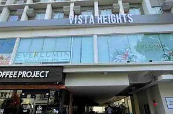 Vista Heights Legarda 4* 마닐라