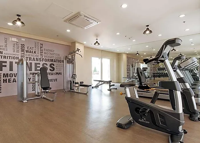 Vista Heights Legarda 호텔